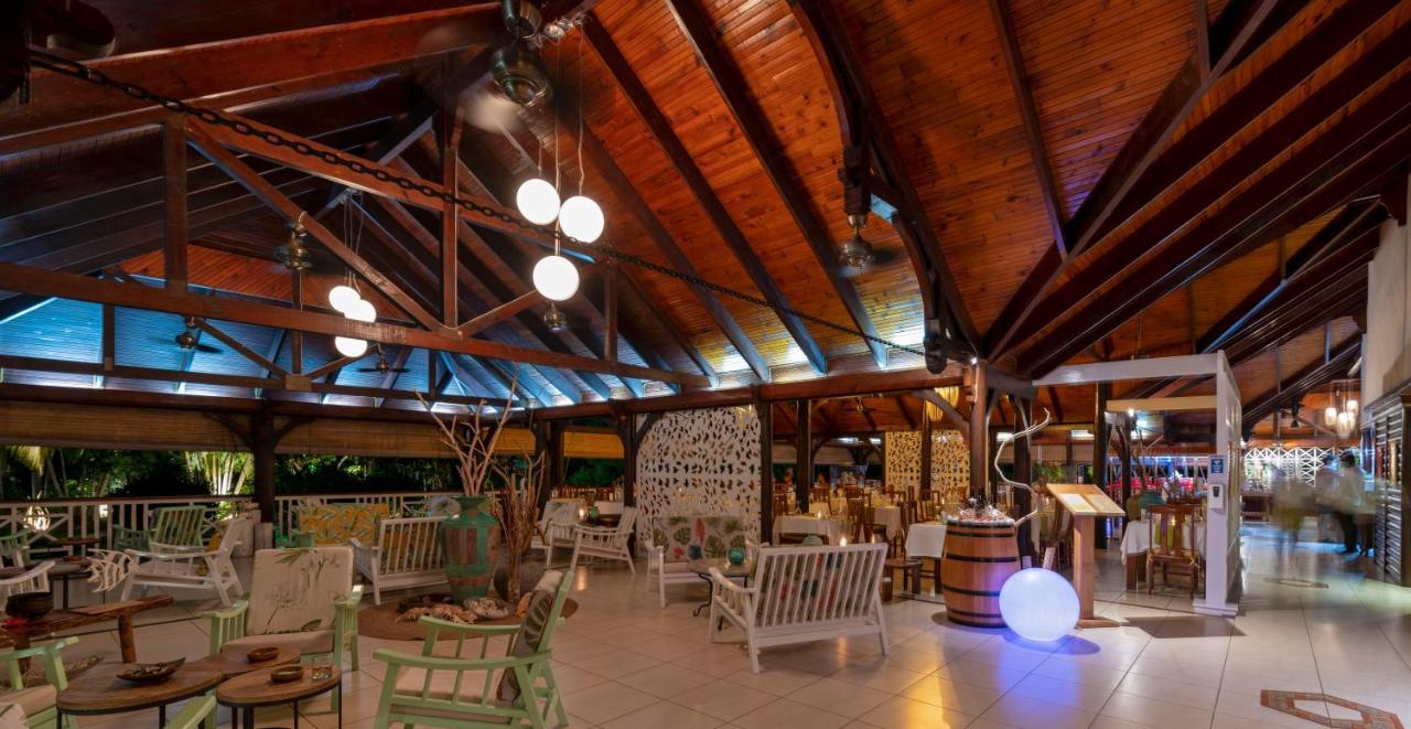 Acajou Beach Resort Anse Volbert Village Exterior foto