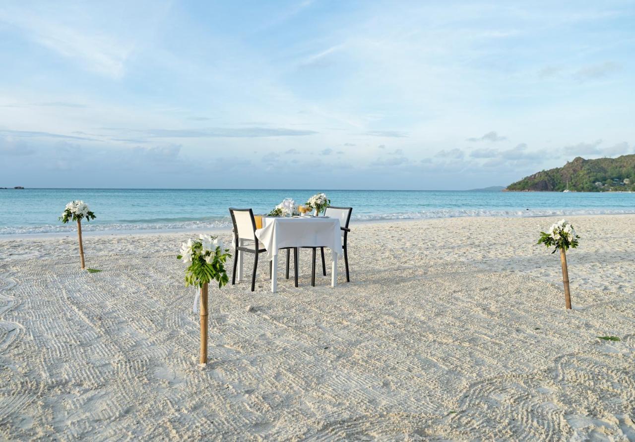 Acajou Beach Resort Anse Volbert Village Exterior foto