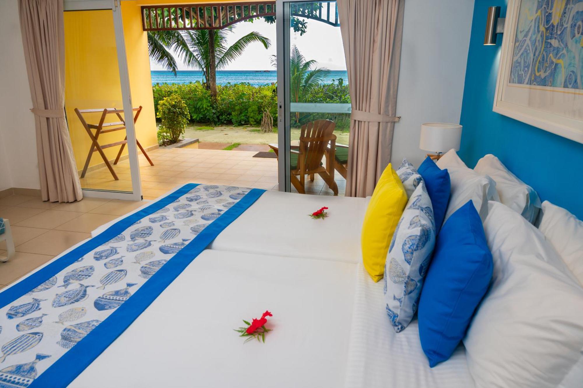 Acajou Beach Resort Anse Volbert Village Exterior foto