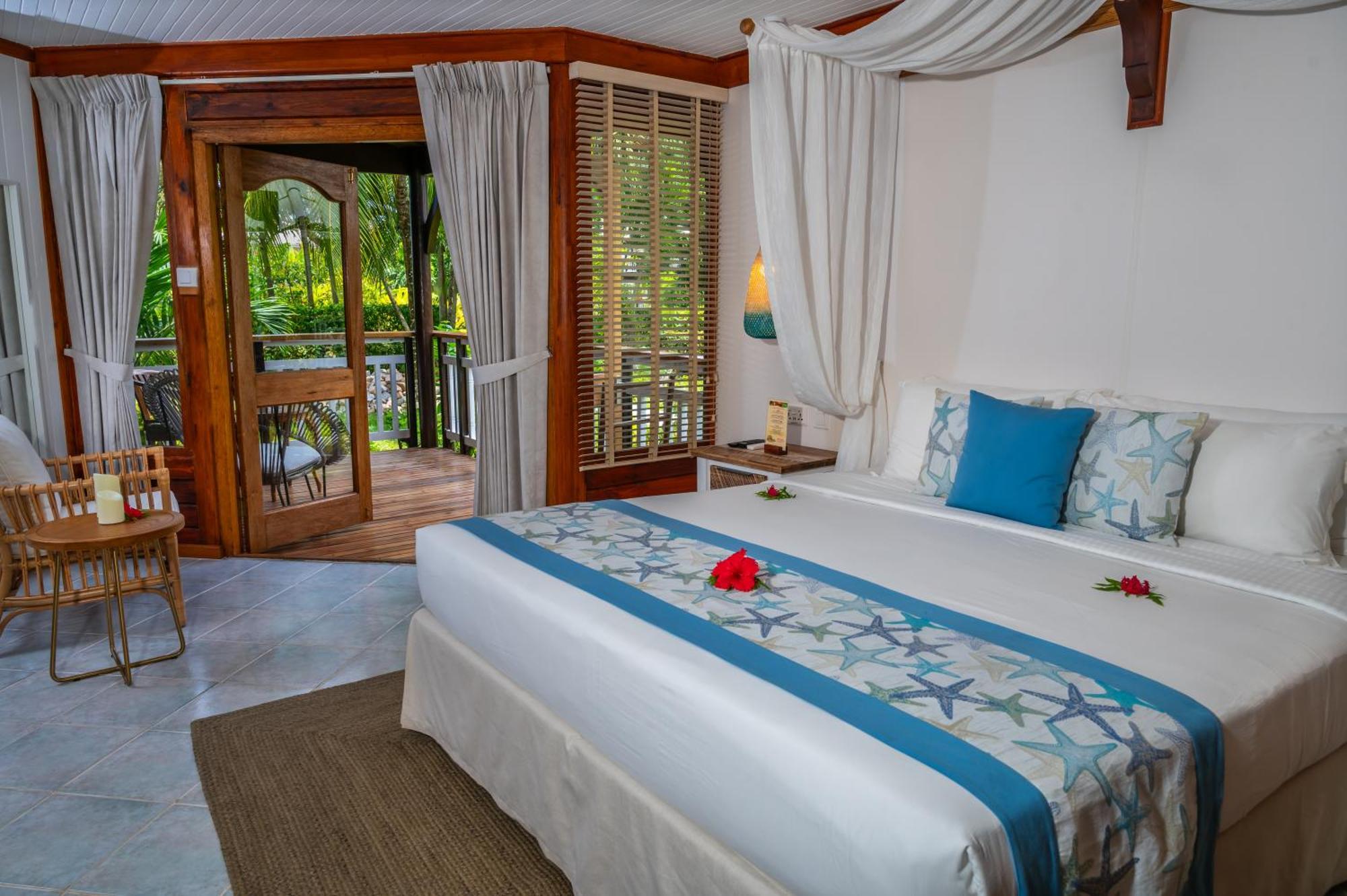Acajou Beach Resort Anse Volbert Village Exterior foto
